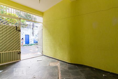 Casa à venda com 555m², 2 quartos e 1 vagaGaragem