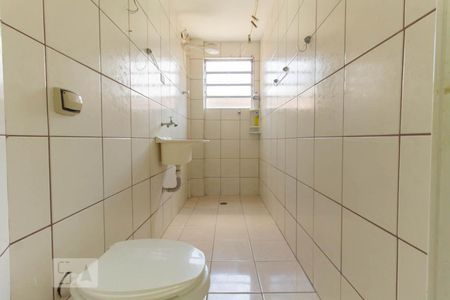 Banheiro  de kitnet/studio à venda com 1 quarto, 27m² em Liberdade, São Paulo