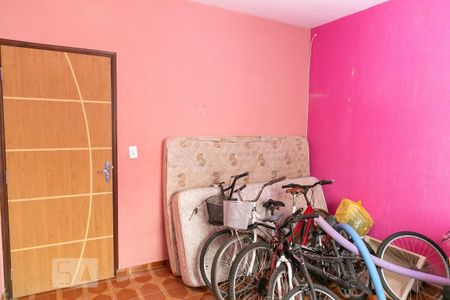 Casa para alugar com 70m², 2 quartos e sem vagaQuarto 4