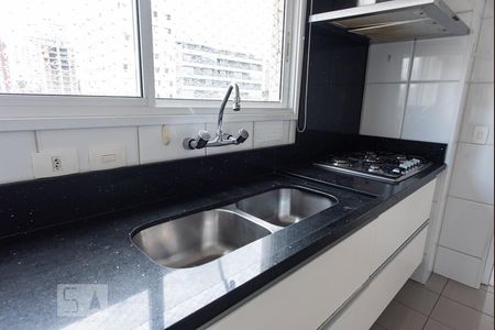 Apartamento à venda com 200m², 4 quartos e 4 vagas Apartamento à venda com 200m², 4 quartos e 4 vagasCozinha