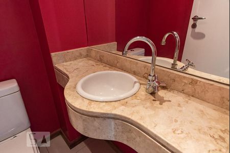 Apartamento à venda com 200m², 4 quartos e 4 vagas Apartamento à venda com 200m², 4 quartos e 4 vagasPia