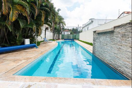 Apartamento à venda com 200m², 4 quartos e 4 vagas Apartamento à venda com 200m², 4 quartos e 4 vagasPiscina