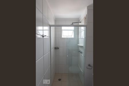Apartamento à venda com 200m², 4 quartos e 4 vagas Apartamento à venda com 200m², 4 quartos e 4 vagasBanheiro da suíte 3