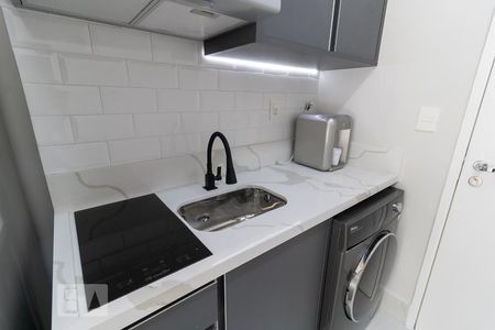 Studio para alugar com 25m², 1 quarto e sem vaga Studio para alugar com 25m², 1 quarto e sem vagaCozinha