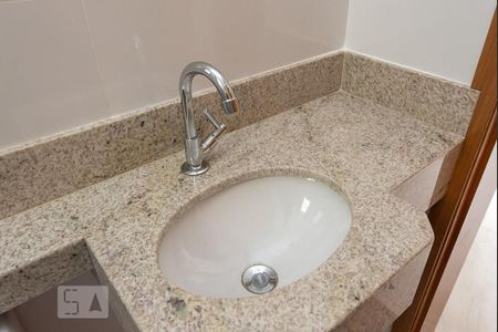 Apartamento à venda com 42m², 2 quartos e 1 vagaBanheiro - Torneira