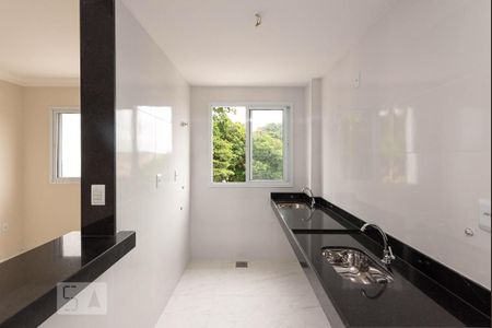 Apartamento à venda com 42m², 2 quartos e 1 vagaCozinha e Área de Serviço