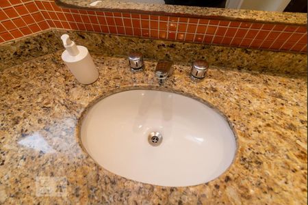 Apartamento à venda com 85m², 2 quartos e 1 vagaBanheiro da Suíte