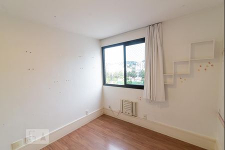Apartamento à venda com 85m², 2 quartos e 1 vagaQuarto