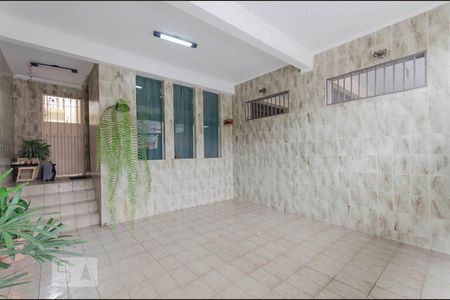 Casa à venda com 520m², 3 quartos e 2 vagas Casa à venda com 520m², 3 quartos e 2 vagasGaragem