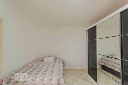 Suíte de casa à venda com 3 quartos, 520m² em Vila Ponte Rasa, São Paulo