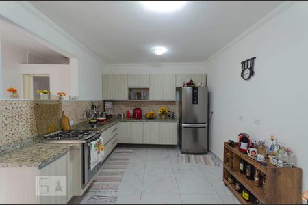 Casa à venda com 520m², 3 quartos e 2 vagas Casa à venda com 520m², 3 quartos e 2 vagasSala de Jantar e Cozinha