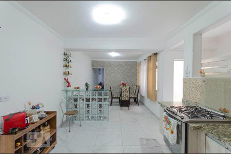 Casa à venda com 520m², 3 quartos e 2 vagas Casa à venda com 520m², 3 quartos e 2 vagasSala de Jantar e Cozinha