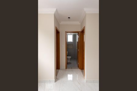 Corredor de apartamento à venda com 2 quartos, 42m² em Santa Amélia, Belo Horizonte