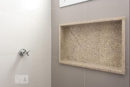 Apartamento à venda com 42m², 2 quartos e 1 vaga Apartamento à venda com 42m², 2 quartos e 1 vagaBanheiro