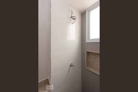 Apartamento à venda com 42m², 2 quartos e 1 vaga Apartamento à venda com 42m², 2 quartos e 1 vagaBanheiro