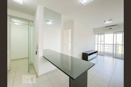 Sala/Cozinha de apartamento para alugar com 1 quarto, 46m² em Pinheiros, São Paulo