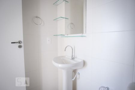 Apartamento para alugar com 45m², 2 quartos e 1 vaga Apartamento para alugar com 45m², 2 quartos e 1 vagaBanheiro