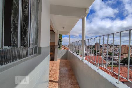 Casa para alugar com 99m², 2 quartos e sem vagaÁrea de Serviço