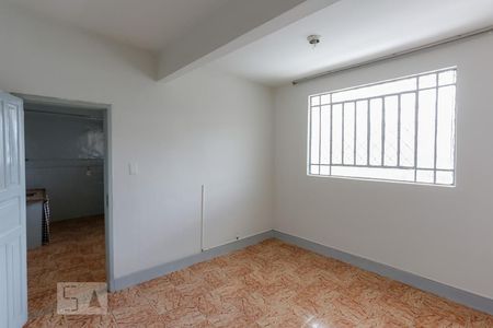 Casa para alugar com 99m², 2 quartos e sem vagaQuarto 2