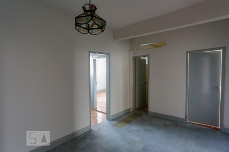 Copa de casa para alugar com 2 quartos, 99m² em Santa Efigênia, Belo Horizonte