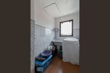 Casa à venda com 120m², 2 quartos e 1 vagaÁrea de Serviço