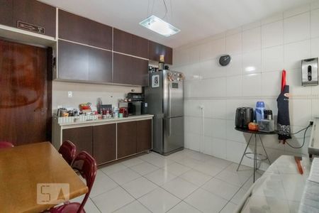 Casa à venda com 120m², 2 quartos e 1 vagaCozinha