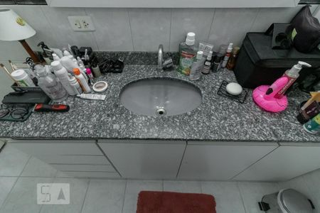 Casa à venda com 120m², 2 quartos e 1 vagaBanheiro Social