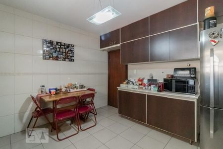 Casa à venda com 120m², 2 quartos e 1 vagaCozinha