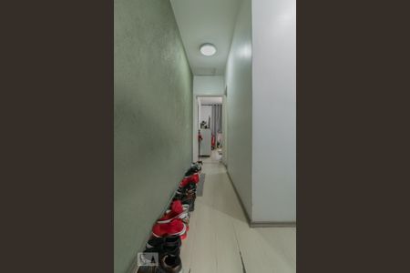 Casa à venda com 120m², 2 quartos e 1 vagaCorredor