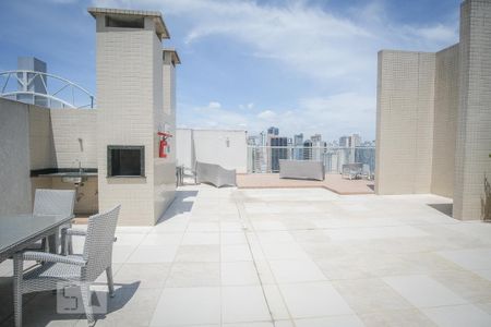 Studio à venda com 35m², 1 quarto e sem vaga Studio à venda com 35m², 1 quarto e sem vagaTerraço