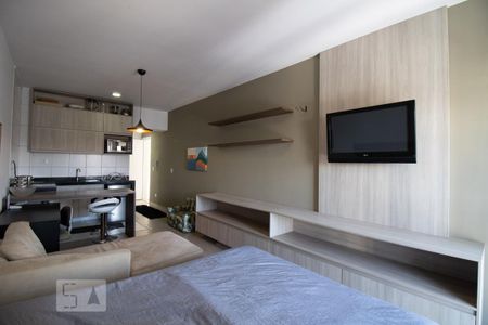 Quarto de kitnet/studio à venda com 1 quarto, 35m² em Centro, Curitiba