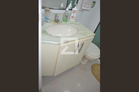 Apartamento à venda com 107m², 3 quartos e 1 vagaBanheiro da Suite