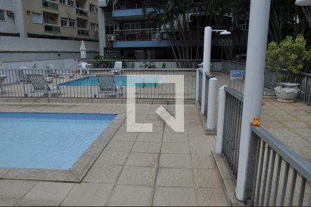 Apartamento à venda com 107m², 3 quartos e 1 vagaÁrea comum - Piscina