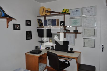 Apartamento à venda com 107m², 3 quartos e 1 vagaQuarto 2 - Armários