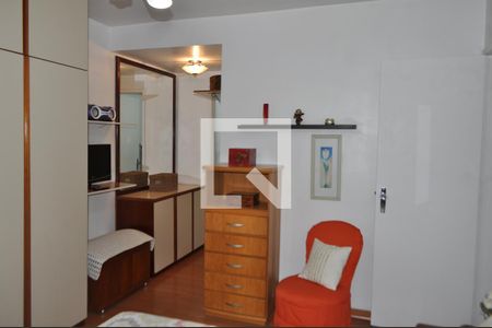 Apartamento à venda com 107m², 3 quartos e 1 vagaQuarto 1 - Armários