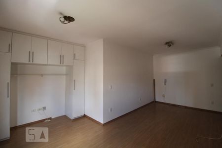Quarto de kitnet/studio para alugar com 1 quarto, 39m² em Centro, Campinas
