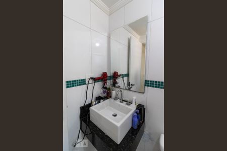 Apartamento à venda com 56m², 2 quartos e 1 vaga Apartamento à venda com 56m², 2 quartos e 1 vagaBanheiro - Pia
