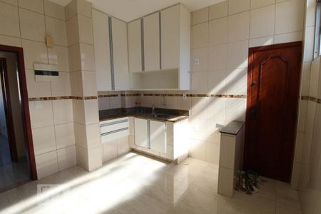 Apartamento à venda com 98m², 2 quartos e 1 vagaCozinha