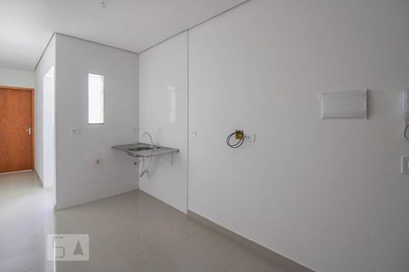 Sala / Cozinha de apartamento para alugar com 2 quartos, 38m² em Vila Mazzei, São Paulo