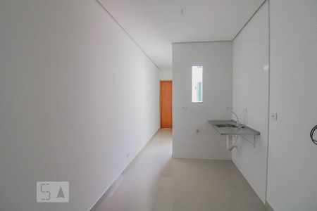 Sala / Cozinha de apartamento para alugar com 2 quartos, 38m² em Vila Mazzei, São Paulo