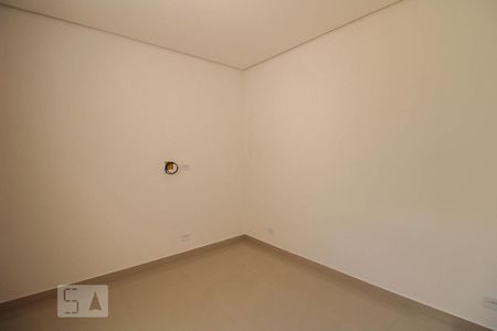 Quarto 1 de apartamento para alugar com 2 quartos, 38m² em Vila Mazzei, São Paulo