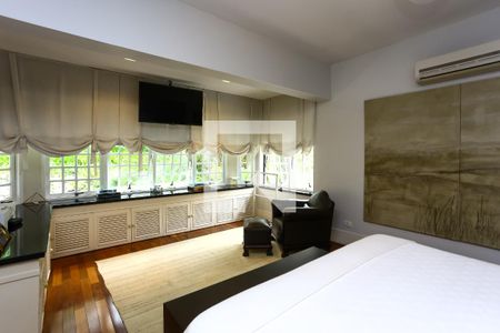 Casa à venda com 600m², 4 quartos e 5 vagassuíte 4