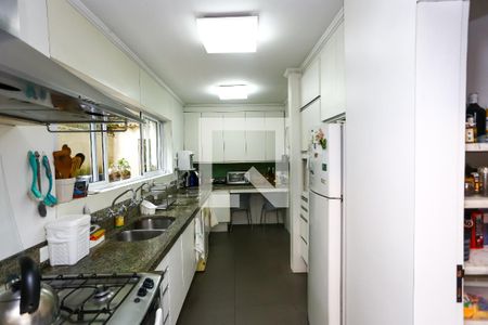 Casa à venda com 600m², 4 quartos e 5 vagasCozinha