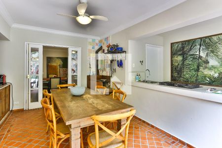 Casa à venda com 600m², 4 quartos e 5 vagasÁrea gourmet