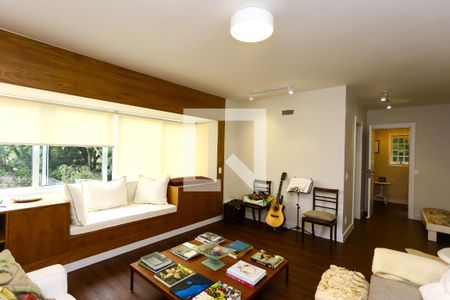 Casa à venda com 600m², 4 quartos e 5 vagassuíte 1