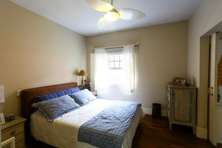 Casa à venda com 600m², 4 quartos e 5 vagassuíte 3