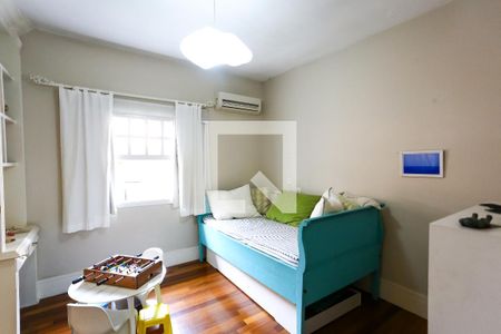 Casa à venda com 600m², 4 quartos e 5 vagassuíte 2