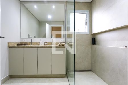 Casa à venda com 600m², 4 quartos e 5 vagasBanheiro da Suíte 1