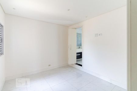 Casa para alugar com 300m², 3 quartos e 2 vagasSuíte 2