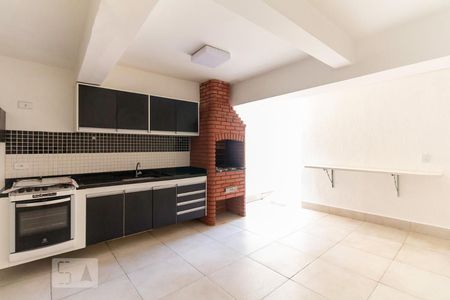 Casa para alugar com 300m², 3 quartos e 2 vagasChurrasqueira